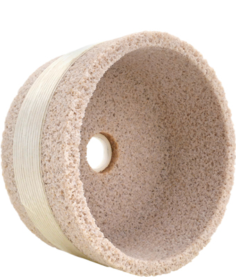Bandázs szalaggal erősített fazék alakú köszörűkorong